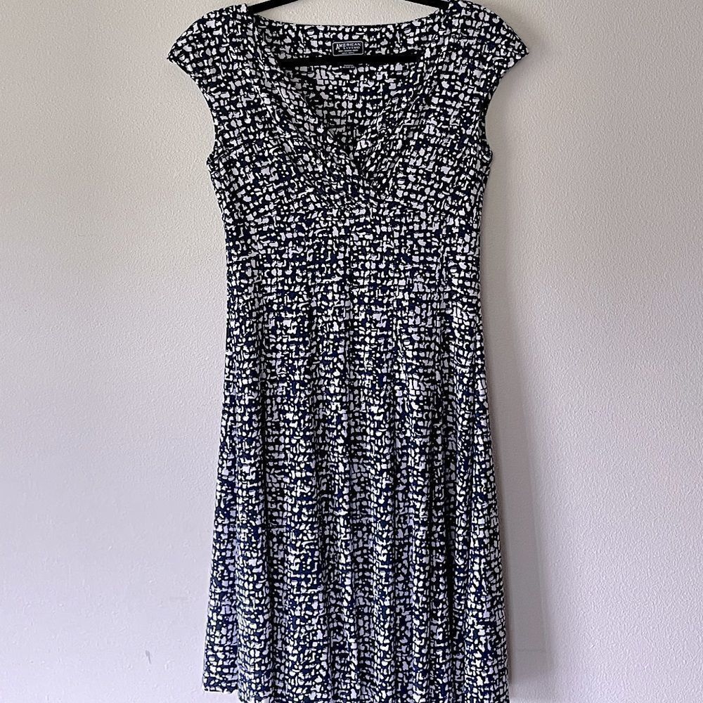 NWOT! American Living Navy and White MIDI Dress. Size 6.